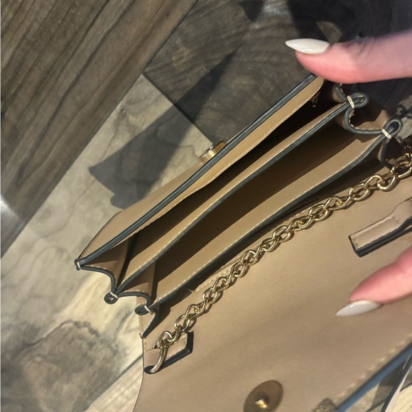 Natural crossbody clutch - Picture 5 of 5